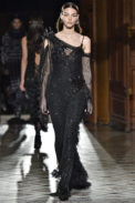 Givenchy Paris Menswear Fall Winter 2017 - January 2017