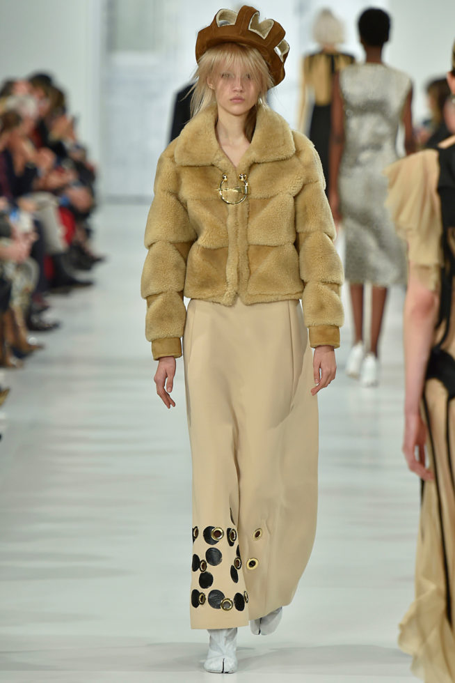 mma_fw17_055
