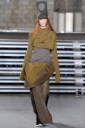 row_fw17_032