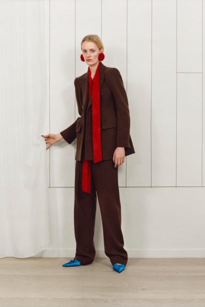 balenciaga_look_1_2017_pf