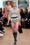 prada_res18_057