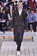 Alexander McQueen Paris Menswear Spring Summer 2018 Paris June 2017