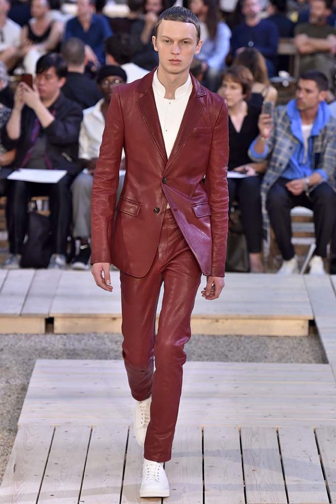 Alexander McQueen Paris Menswear Spring Summer 2018 Paris June 2017