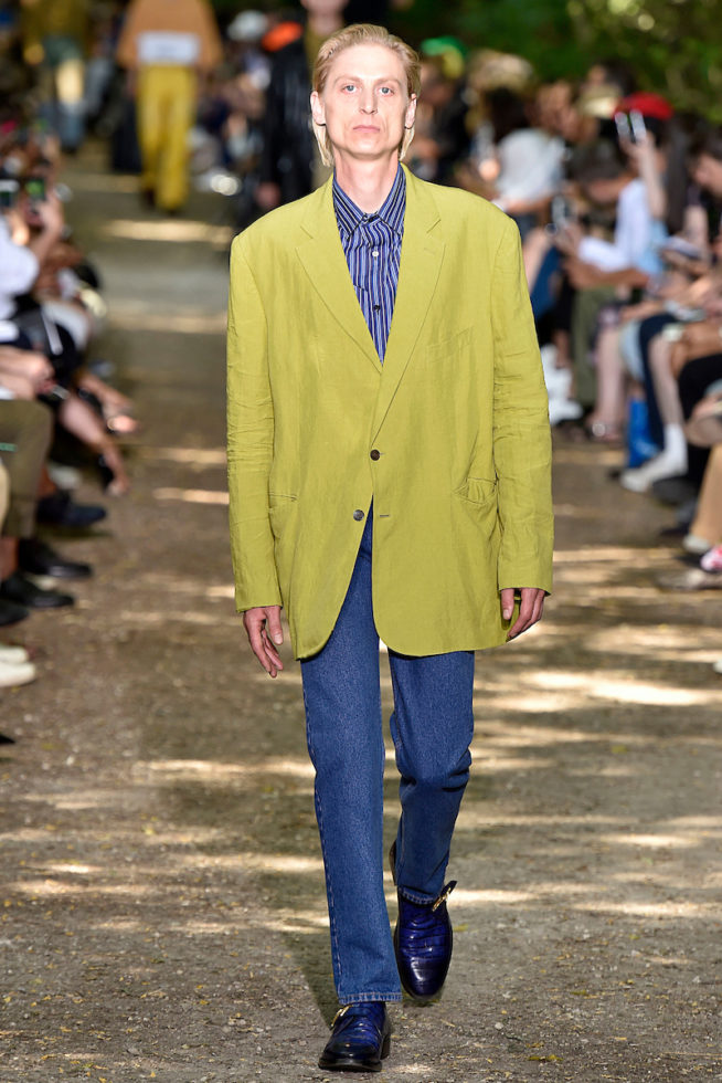 Balenciaga Paris  Menswear Spring Summer 2018 Paris June 2017