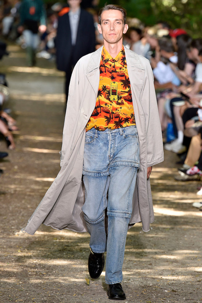 Balenciaga Paris  Menswear Spring Summer 2018 Paris June 2017