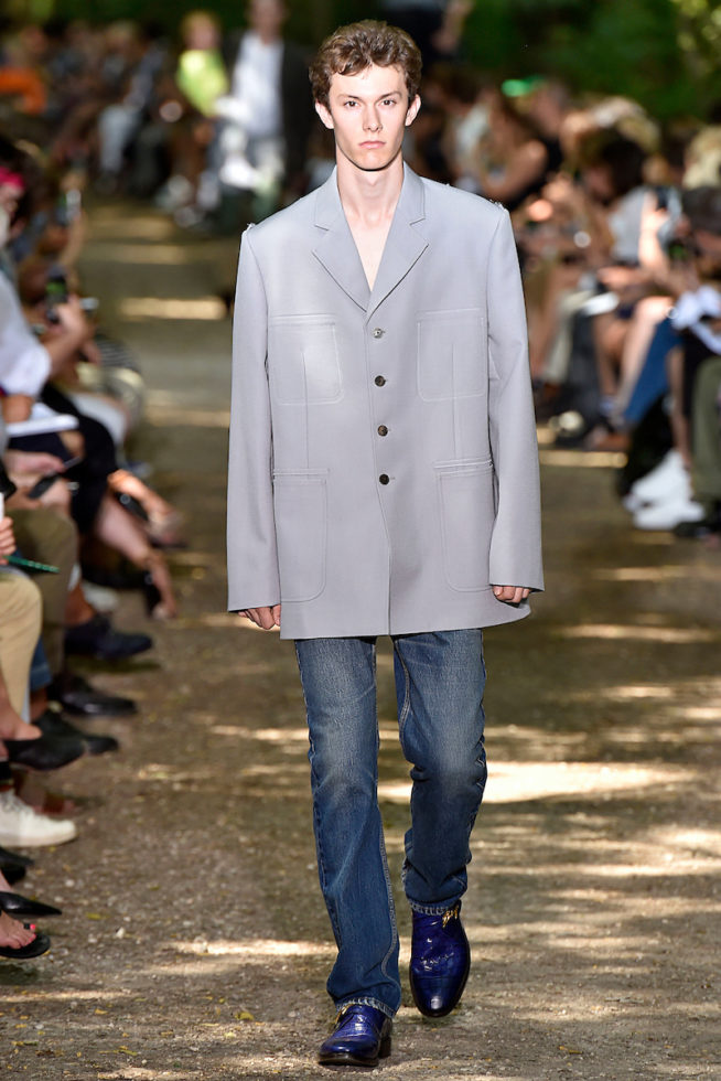Balenciaga Paris  Menswear Spring Summer 2018 Paris June 2017