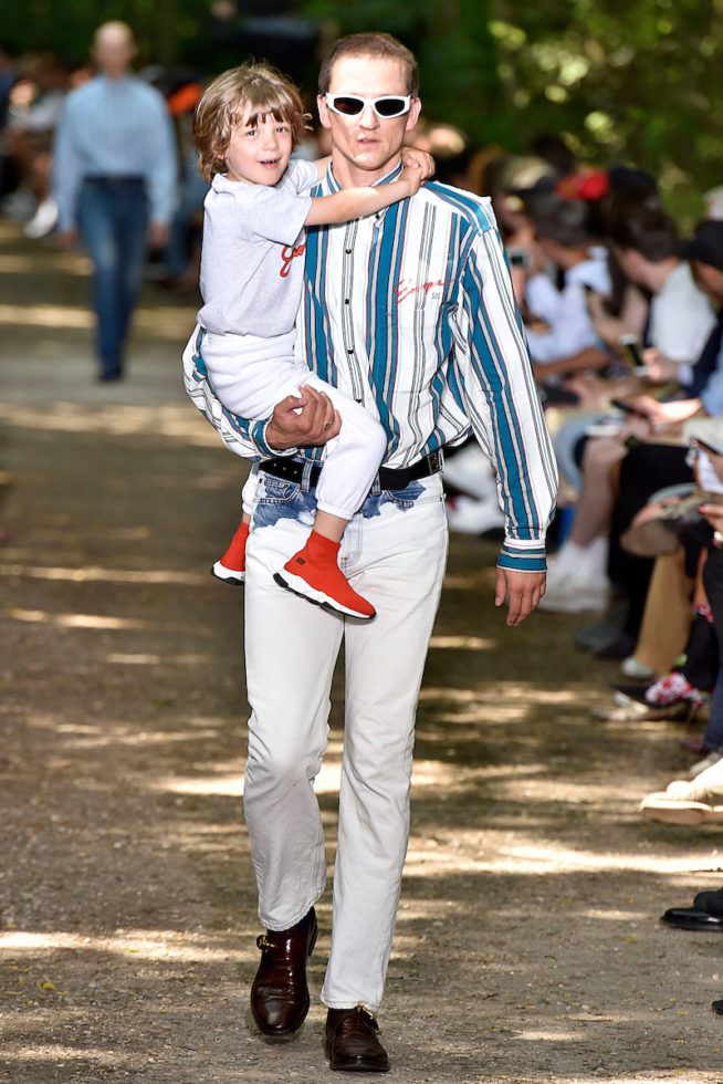 Balenciaga Paris  Menswear Spring Summer 2018 Paris June 2017