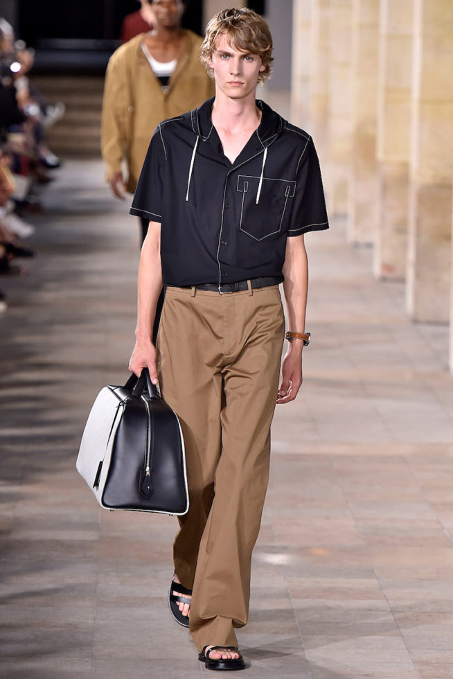 her_m_ss18_044