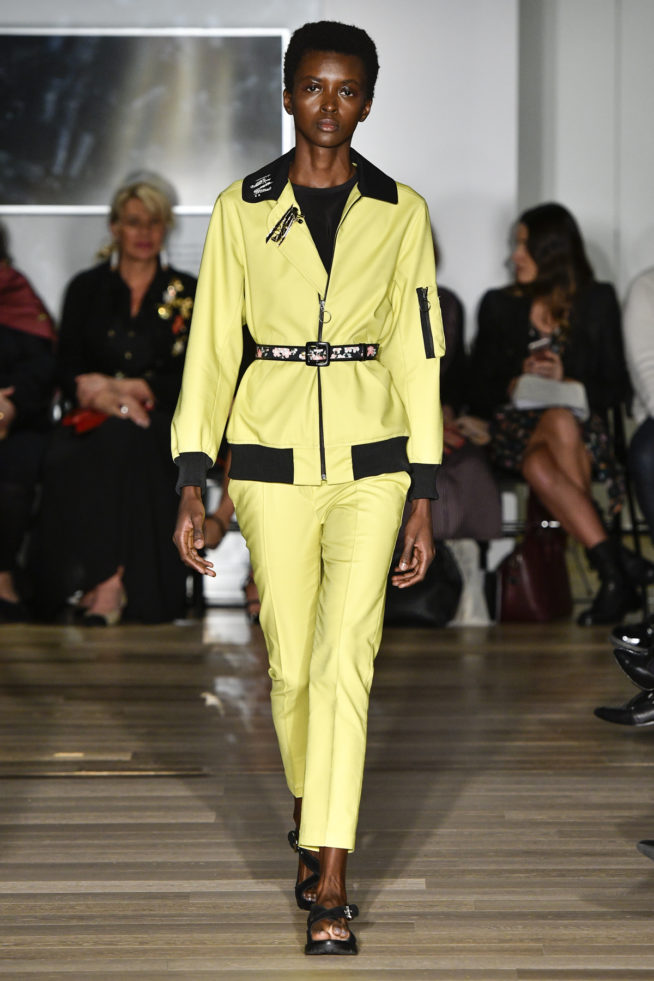 Reinaldo Lourenco
Verao 2018
5/6/17

foto: Ze Takahashi/Fotosite