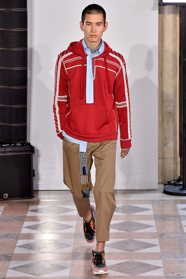Valentino Paris Menswear Spring Summer 2018 Paris June 2017