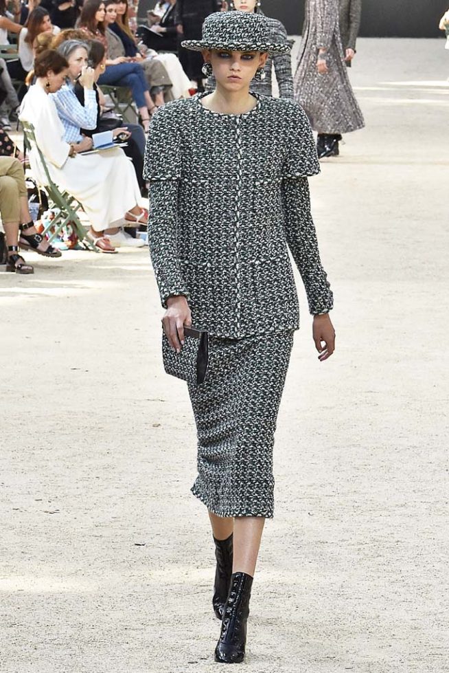 Chanel Paris Haute Couture Fall Winter 2017-2018 Paris July 2017