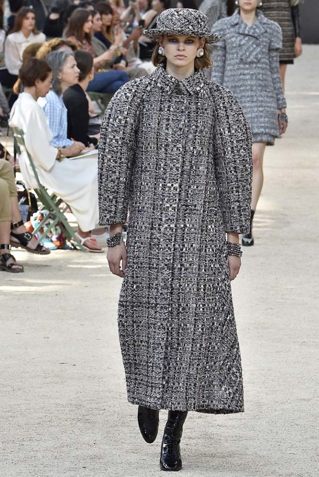 Chanel Paris Haute Couture Fall Winter 2017-2018 Paris July 2017