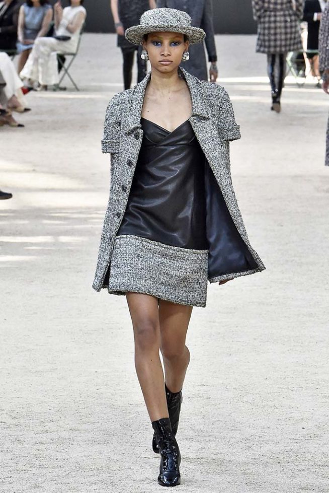 Chanel Paris Haute Couture Fall Winter 2017-2018 Paris July 2017