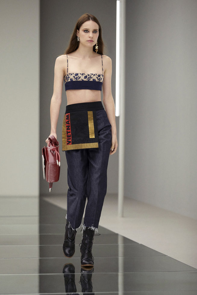 look-18