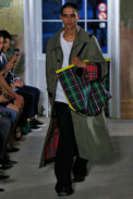 Burberry

Londres - Verao 2018

foto: FOTOSITE