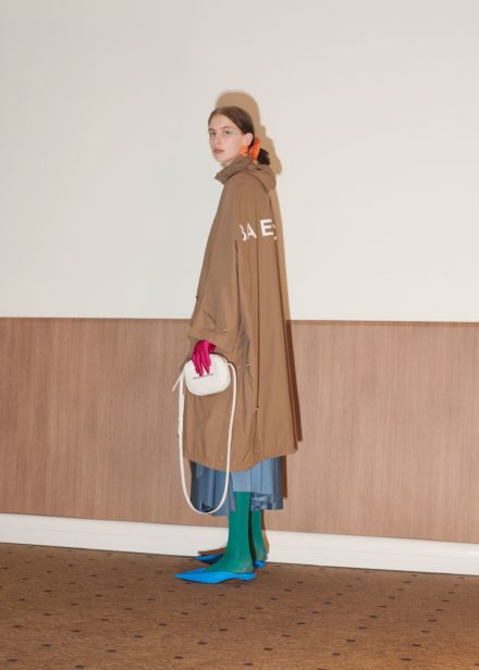 17-balenciaga-resort-2018
