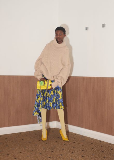 27-balenciaga-resort-2018