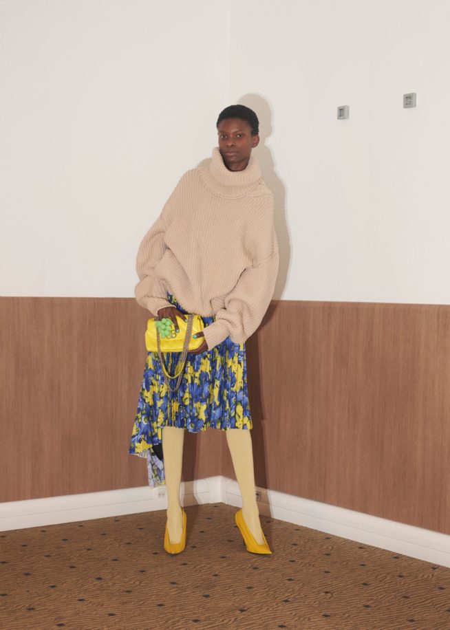 27-balenciaga-resort-2018