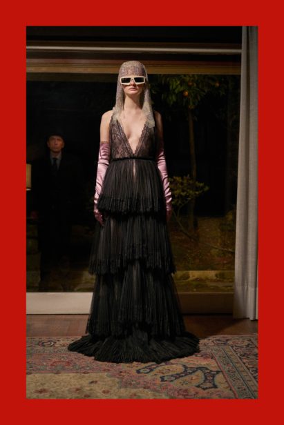 gu568_prefall18_lookbook_womens_2732x4098px_final_rgb_72-dpi_46