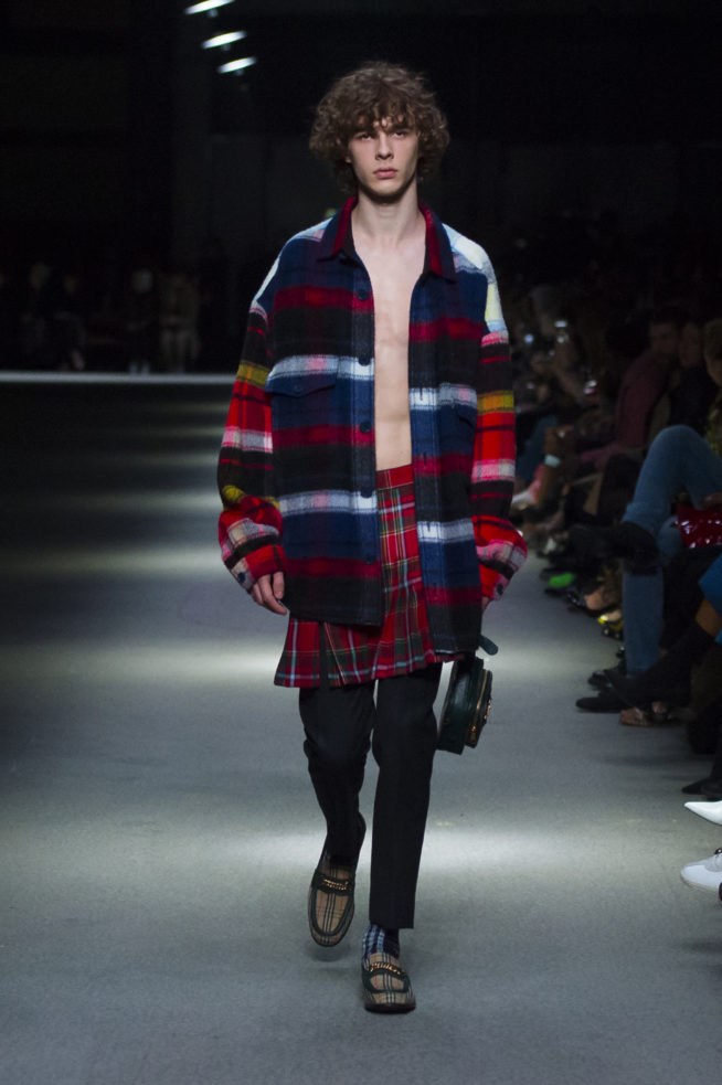 burberry-february-collection-2018-look-10