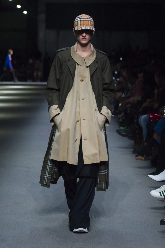 burberry-february-collection-2018-look-25