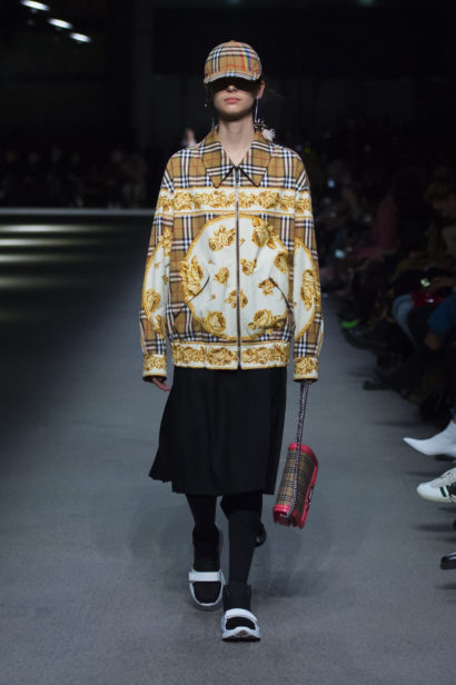 burberry-february-collection-2018-look-31