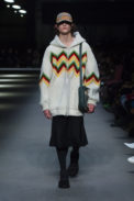 burberry-february-collection-2018-look-33