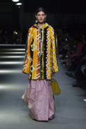 burberry-february-collection-2018-look-35