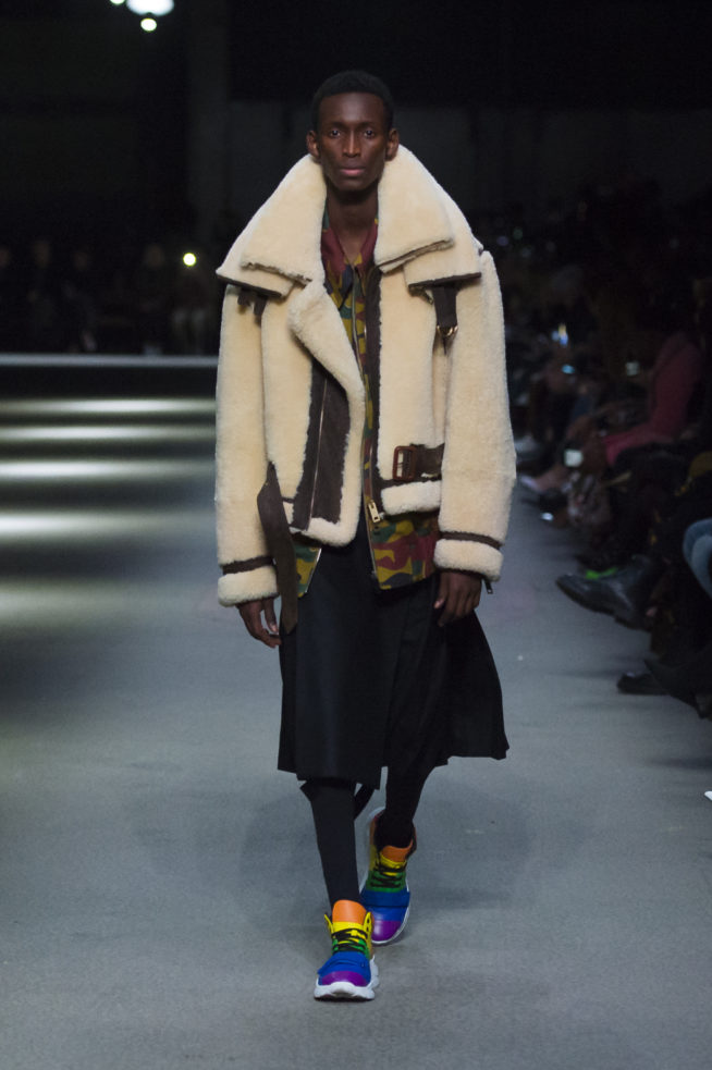 burberry-february-collection-2018-look-36