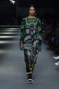 burberry-february-collection-2018-look-40