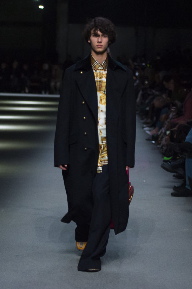 burberry-february-collection-2018-look-45