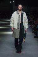 burberry-february-collection-2018-look-47