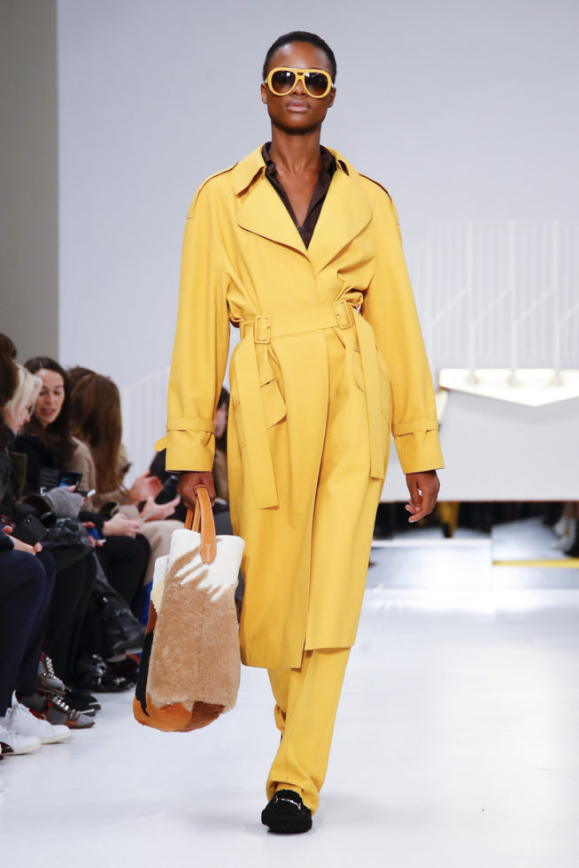 tods-2-rtw-fw18-milan-0638-1519379551-bigthumb