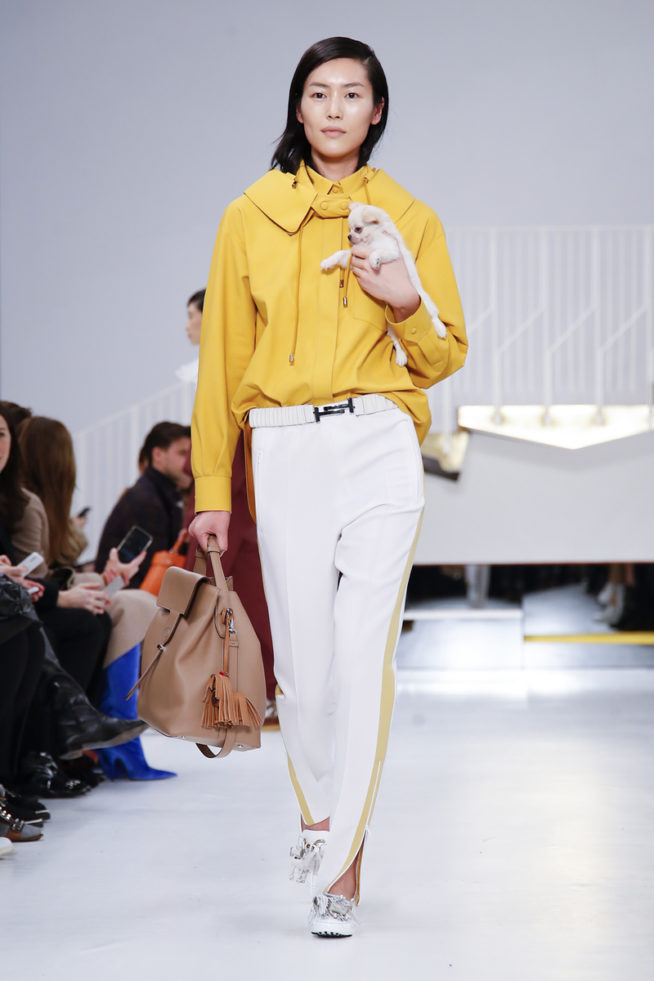 tods-2-rtw-fw18-milan-0655-1519379580-bigthumb
