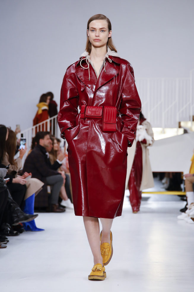 tods-2-rtw-fw18-milan-0678-1519379620-bigthumb