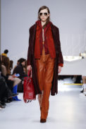 tods-2-rtw-fw18-milan-0698-1519379653-bigthumb