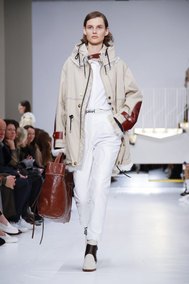 tods-2-rtw-fw18-milan-0740-1519379721-bigthumb