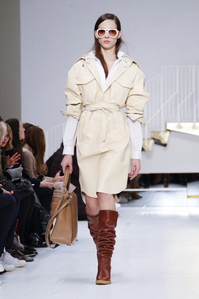 tods-2-rtw-fw18-milan-0751-1519379741-bigthumb