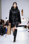 tods-2-rtw-fw18-milan-0757-1519379752-bigthumb