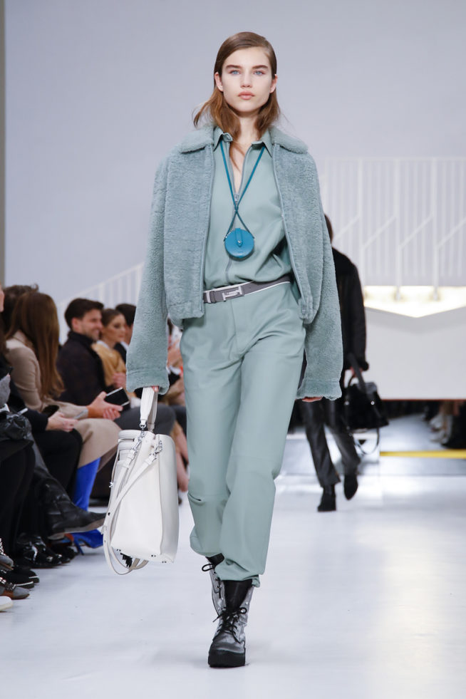 tods-2-rtw-fw18-milan-0806-1519379841-bigthumb