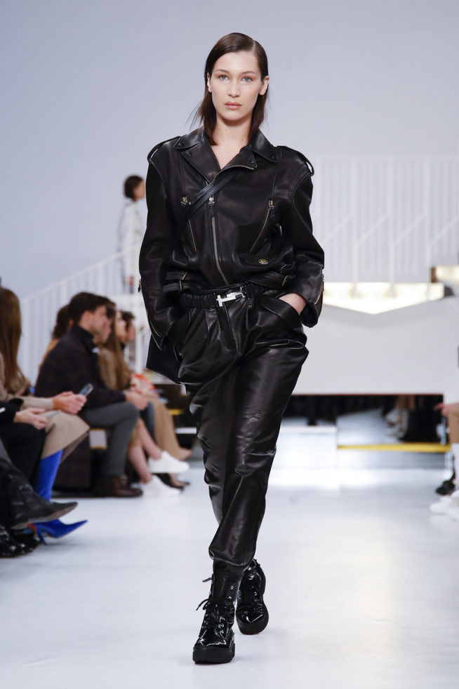 tods-2-rtw-fw18-milan-0824-1519379875-bigthumb