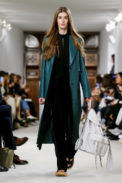 Loewe Fashion Show, Ready To Wear Collection Fall Winter 2018 in Paris