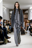 Loewe Fashion Show, Ready To Wear Collection Fall Winter 2018 in Paris