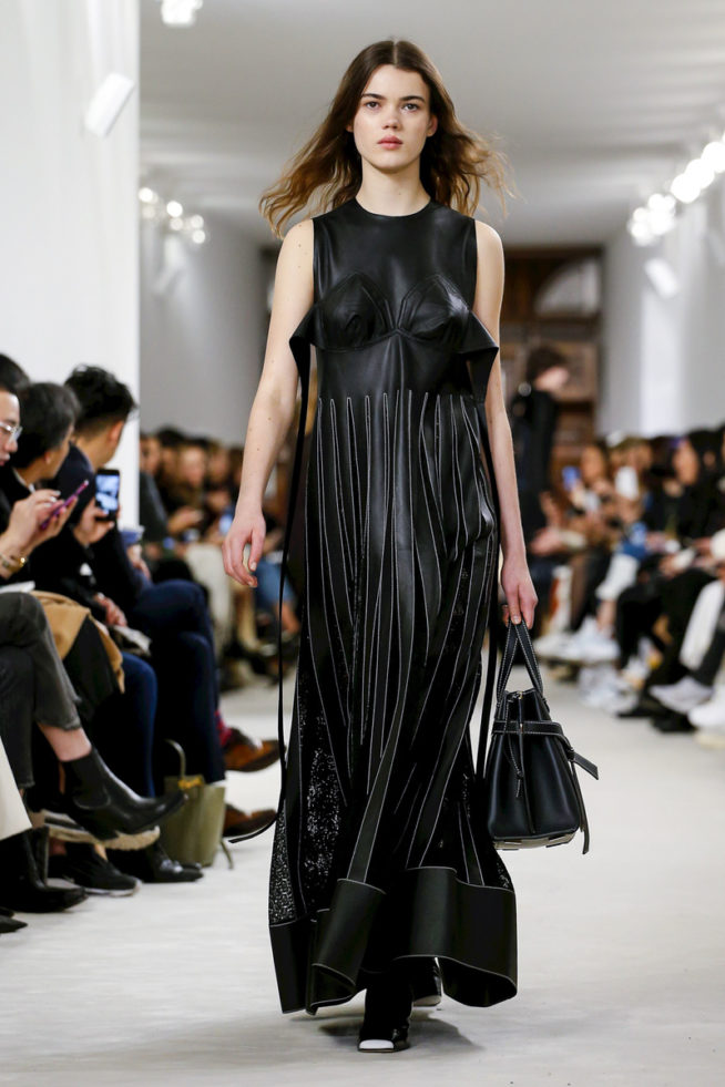 Loewe Fashion Show, Ready To Wear Collection Fall Winter 2018 in Paris