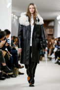 Loewe Fashion Show, Ready To Wear Collection Fall Winter 2018 in Paris