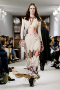 Loewe Fashion Show, Ready To Wear Collection Fall Winter 2018 in Paris