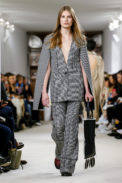 Loewe Fashion Show, Ready To Wear Collection Fall Winter 2018 in Paris