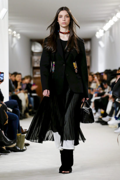 Loewe Fashion Show, Ready To Wear Collection Fall Winter 2018 in Paris