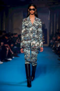 Off White Fashion Show, Ready To Wear Collection Fall Winter 2018 in Paris