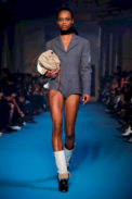 Off White Fashion Show, Ready To Wear Collection Fall Winter 2018 in Paris
